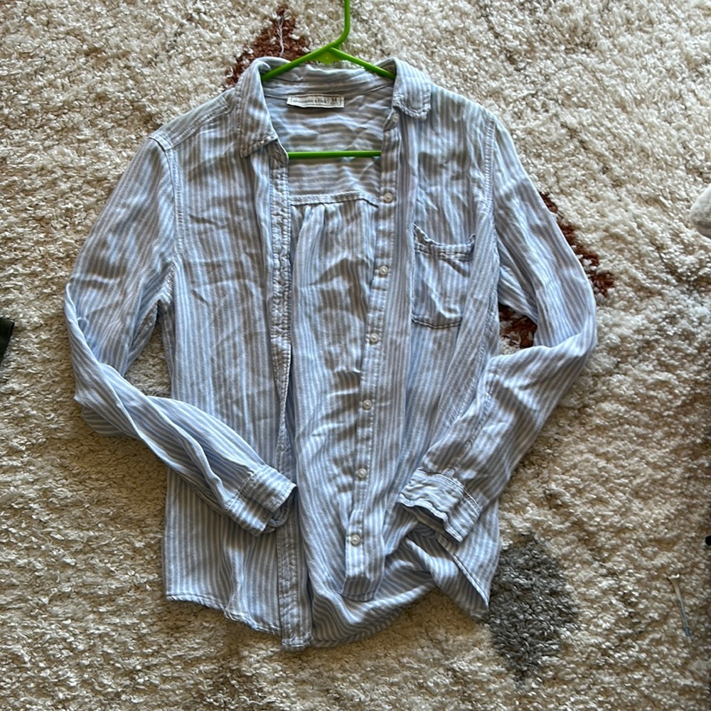 Abercrombie and fitch size medium
